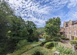 Photo 19- click for photo gallery